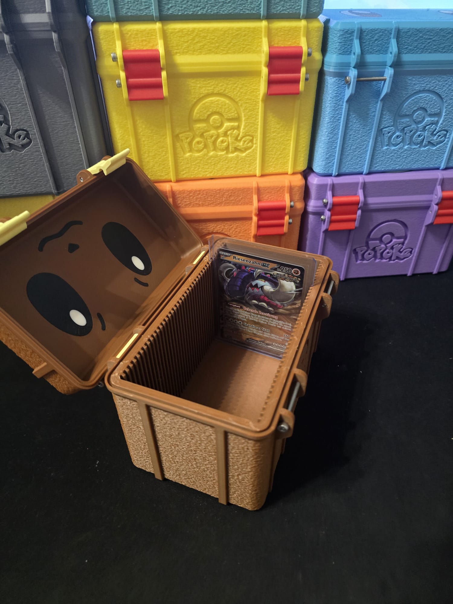 Caja para Toploaders (40) – Eevee | PoPokeBox