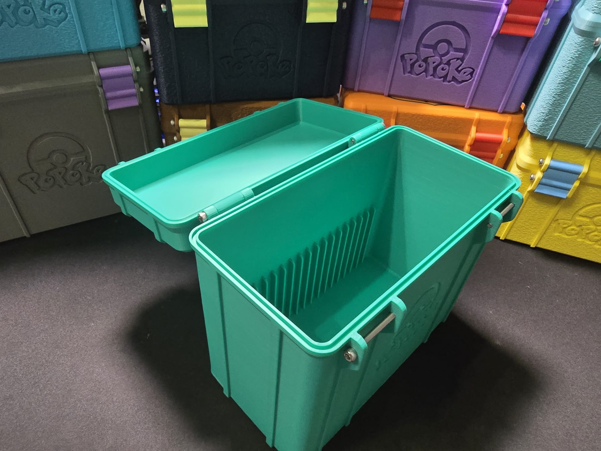 Caja para Toploaders (40) – Rayquaza | PoPokeBox